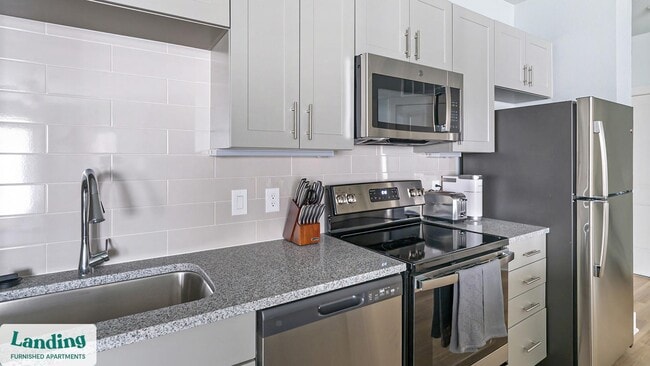 Photo - 1619 N Frazier St Unit 339.1407924