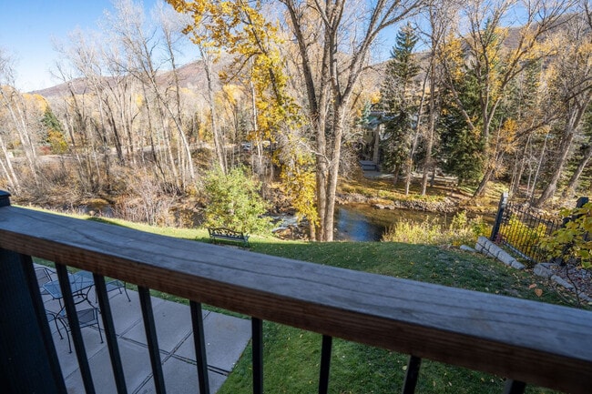 Photo - 900 E Hopkins Ave Unit ID1339912P