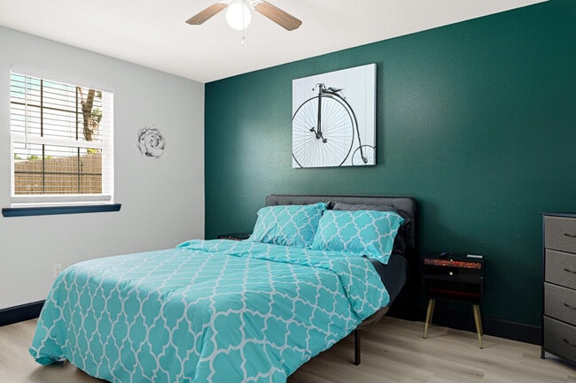 Photo - 12115 Wood Forest Dr Unit SI ID1603447P