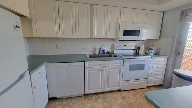 Building Photo - 4500 N Federal Hwy Unit 358G