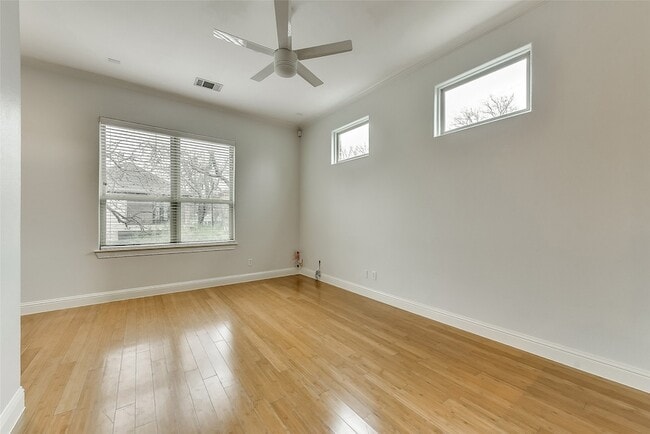 Photo - 2606 N Henderson Ave Unit A