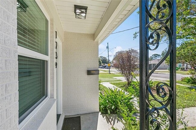 Photo - 1239 Helios Ave