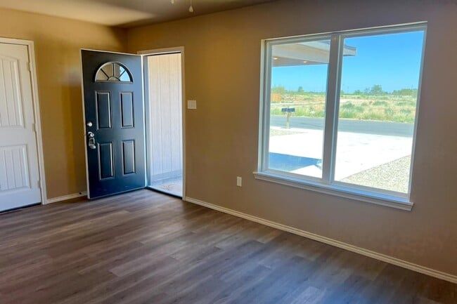 Photo - 1507 E 14th St