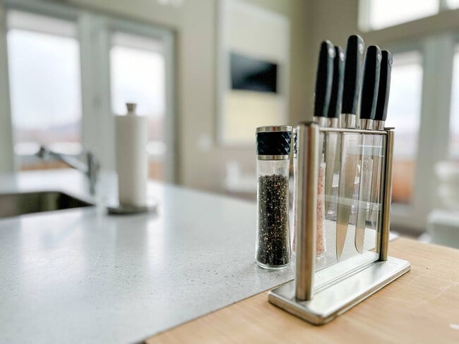 Photo - 630 S Goodman St Unit ID1094659P