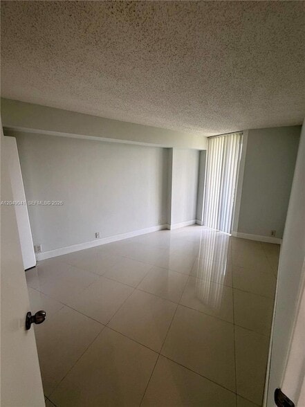 Photo - 3300 NE 191st St Unit 404