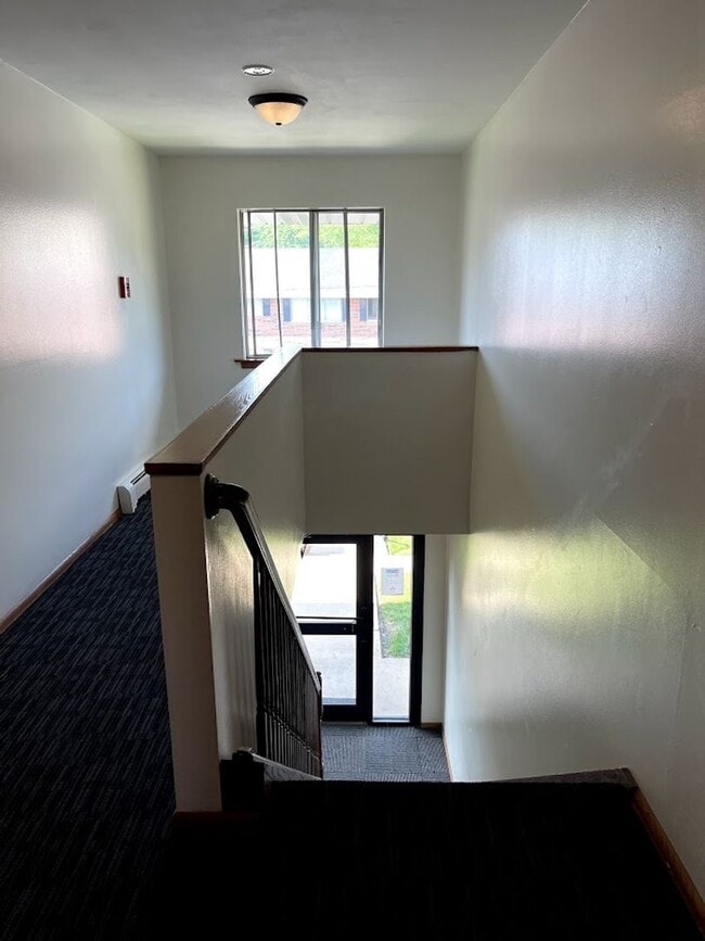 Photo - Halsted Park Apartments