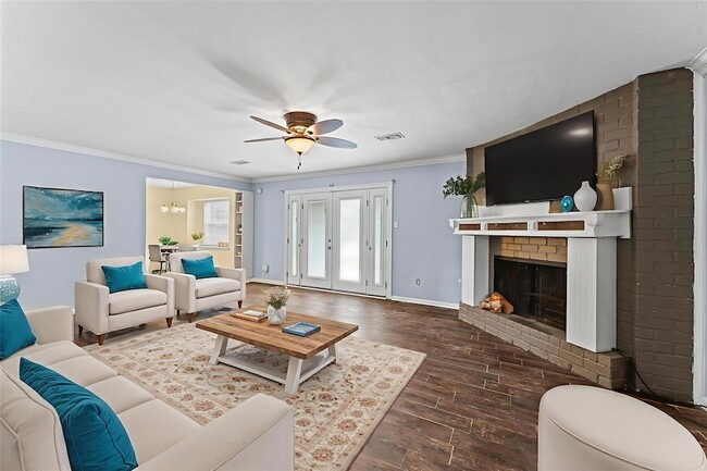 Building Photo - 427 Whitecap Dr