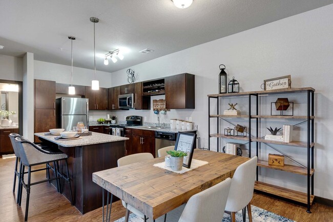 Photo - Springs at Summer Park