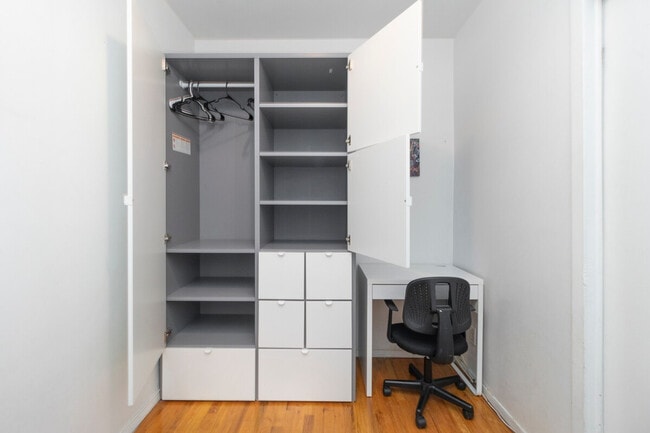 Photo - 215 B E 95th St Unit SI ID1032054P