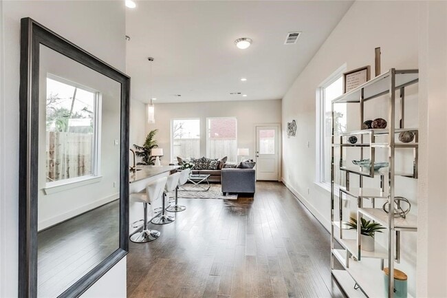 Photo - 4143 Griggs Rd