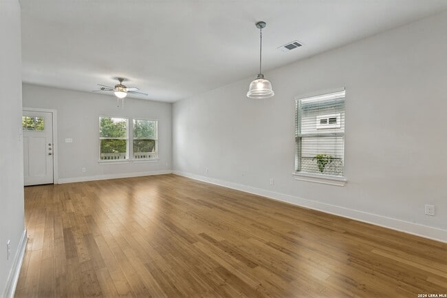 Photo - 423 Channing Ave