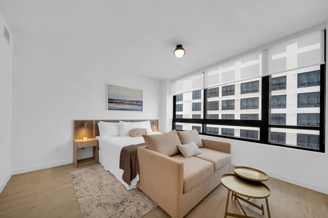 Building Photo - 225 N Miami Ave Unit SI FL21-ID1511784P