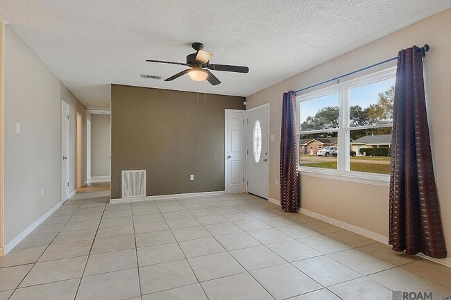 Photo - 1878 Denver Dr