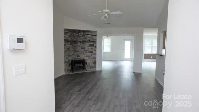 Photo - 2309 Ivy Run Dr