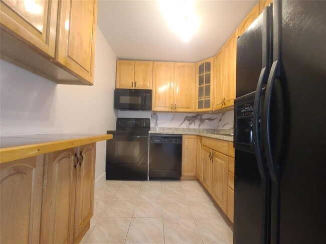 Photo - 6391 Bay Club Dr Unit 4