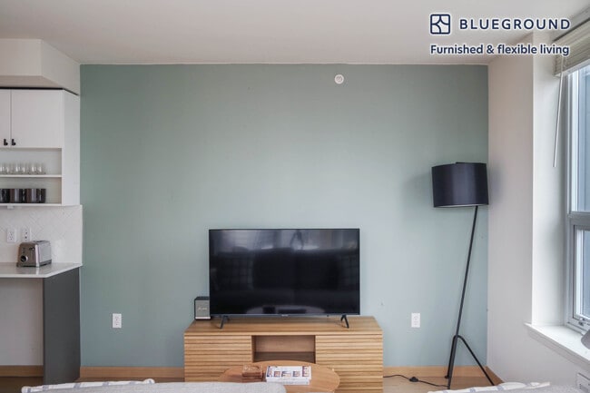 Photo - 311 Cedar St Unit FL14-ID662