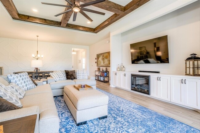 Photo - 8313 Silhouette St