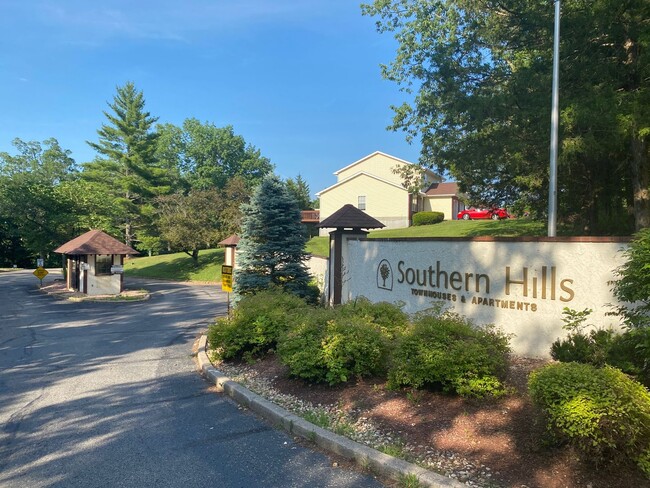 Photo - Southern Hills Townhouses &amp; Apartments, LLC