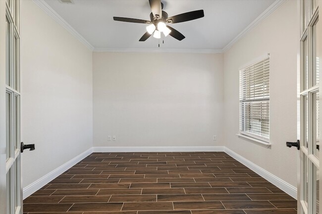 Photo - 3511 J E Woody Rd