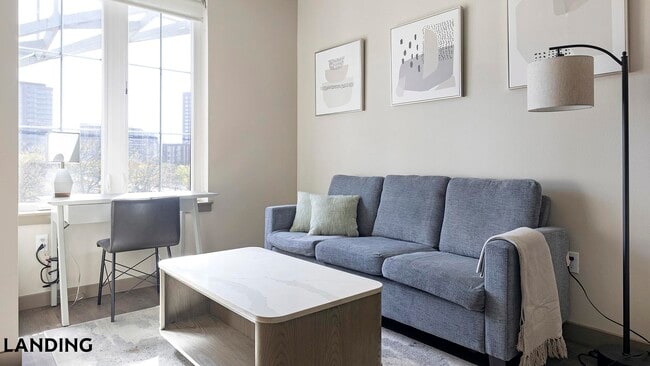 Photo - 1850 NW Front Ave Unit 322