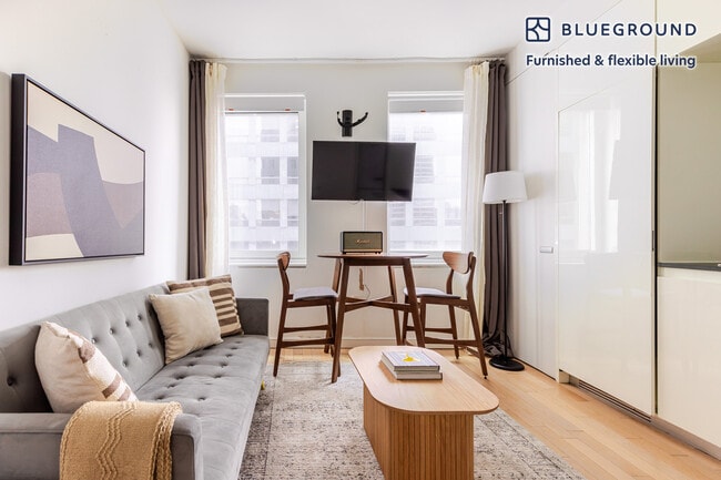 Photo - 70 W 45th St Unit FL33-ID1776