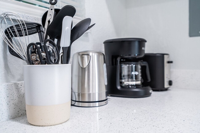 Photo - 975-977-977 SW 10th St Unit ID1324004P