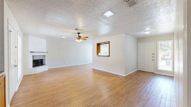 Photo - 2812 Adrienne Dr