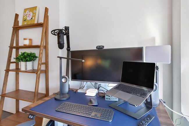 Photo - 18 10th St Unit FL16-ID278480P