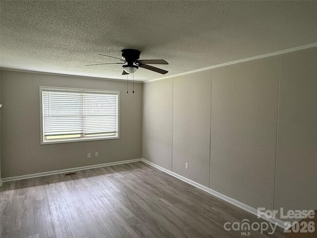 Photo - 1773 River Rd