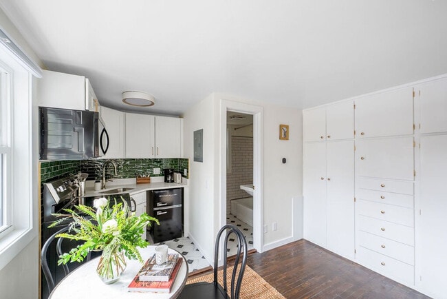 Photo - 113 S Henry St Unit SI ID1468341P