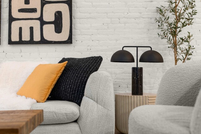 Photo - 69 Leonard St Unit ID1255361P