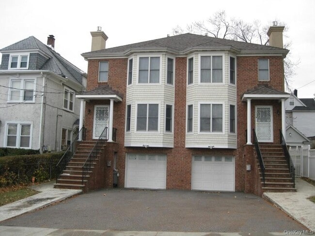 Building Photo - 622 S 6th Ave Unit A