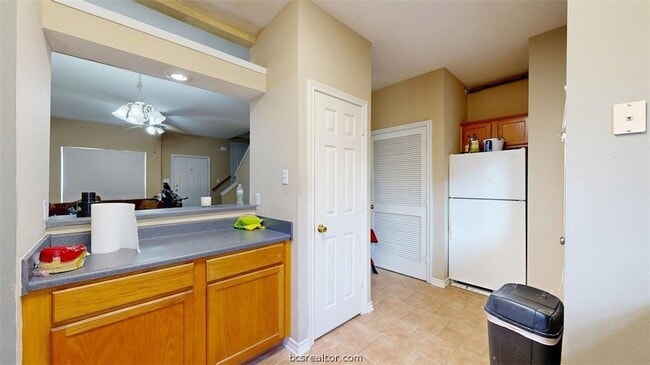 Photo - 301 Nimitz St