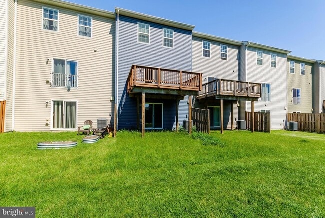 Photo - 172 Drexel Ct