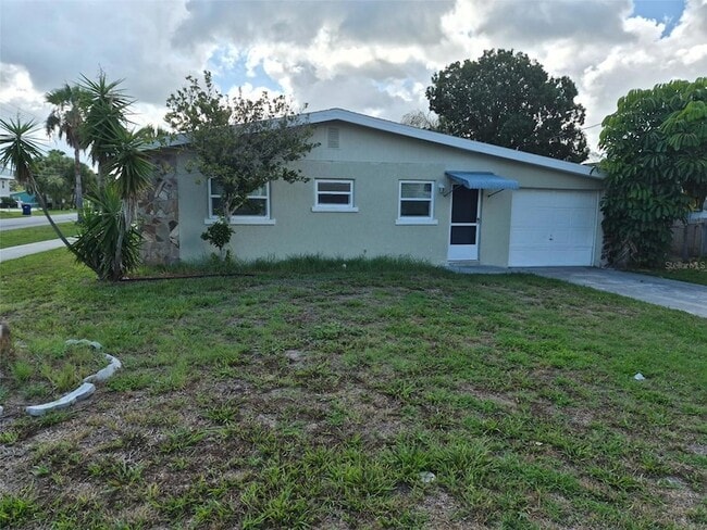 Building Photo - 13934 Sommers Ave