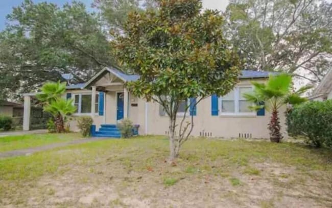 Photo - 1912 N Baylen St Unit ID1266655P