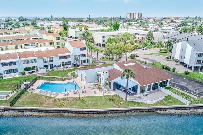 Photo - 1 Windrush Blvd Unit 77