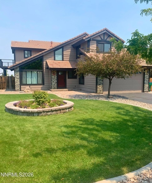 Building Photo - 2205 Stowe Dr