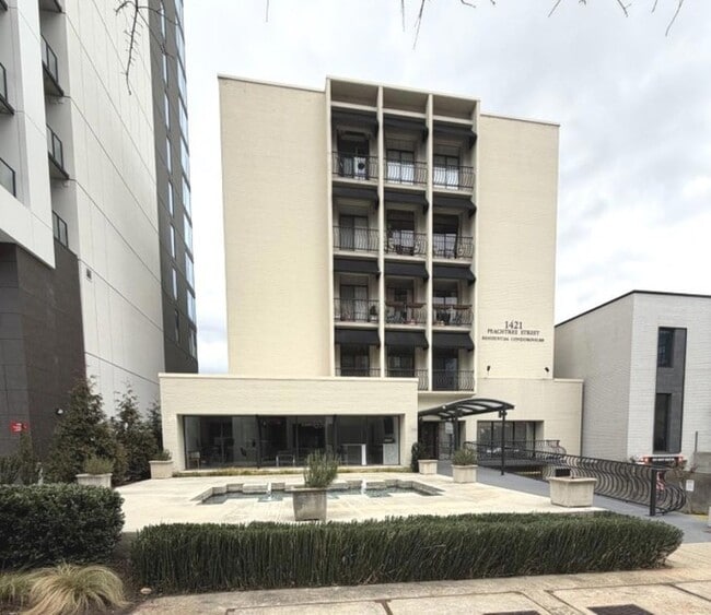 Building Photo - 1421 W Peachtree St NE