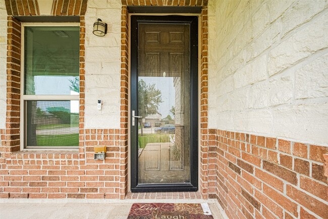 Photo - 3215 Laurel Bend Ln