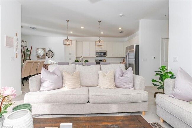 Photo - 5527 Double Eagle Cir