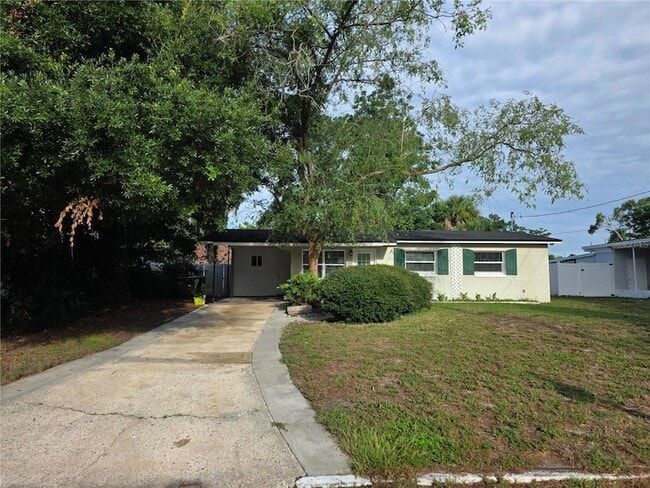Building Photo - 835 Golden Isle Dr