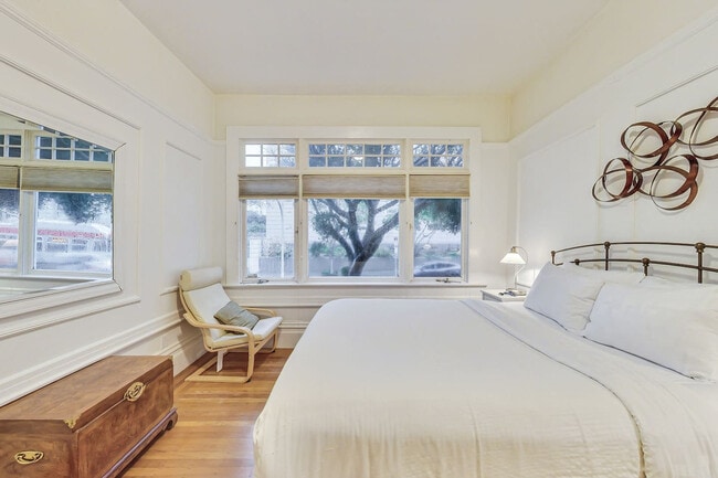 Photo - 2474 Washington St Unit ID1259136P