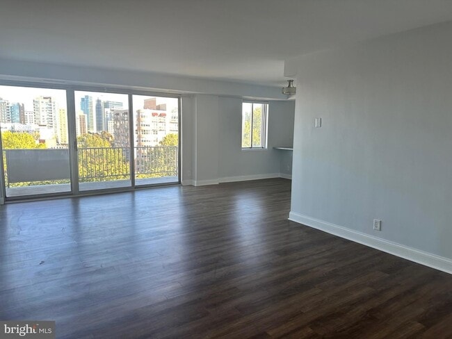 Photo - 8315 N Brook Ln