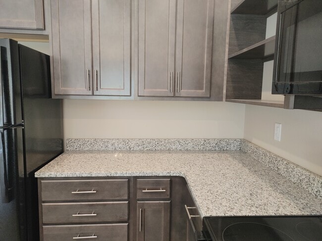 Photo - Finley Ridge Apartments