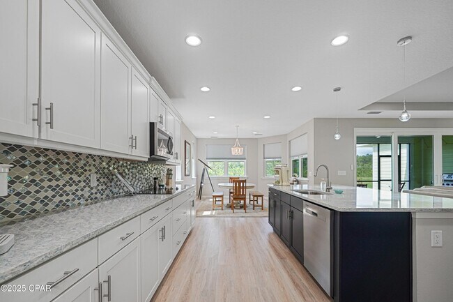 Photo - 9431 Paradise Dr