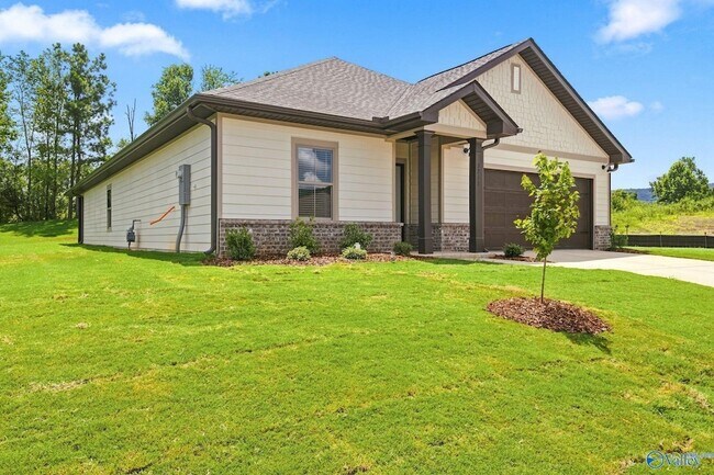 Photo - 7211 Holly Creek Dr SE