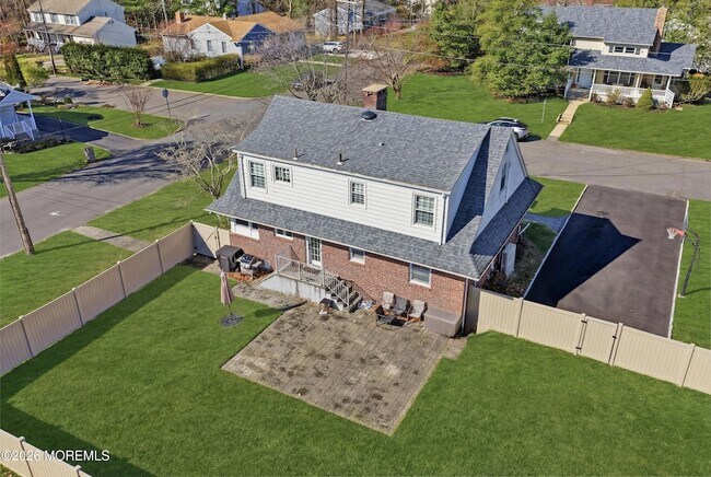 Photo - 227 Chatham Ave