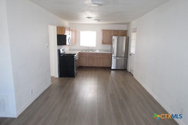 Photo - 1003 Estelle Ave