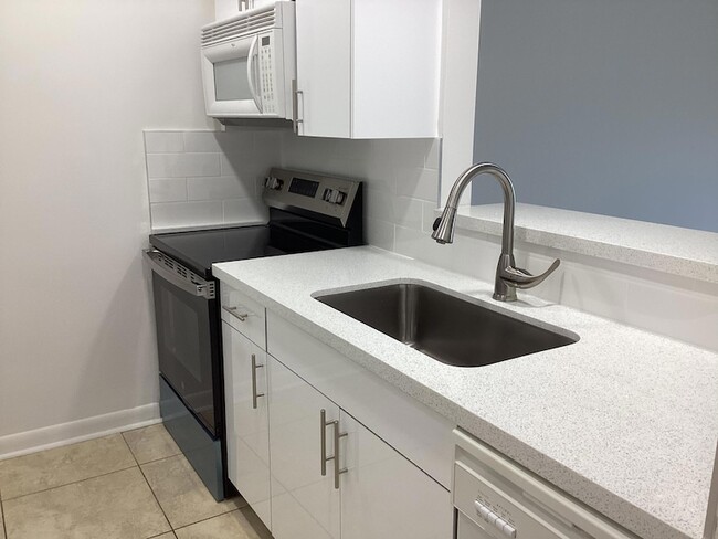 Photo - 222 N Federal Hwy Unit 220